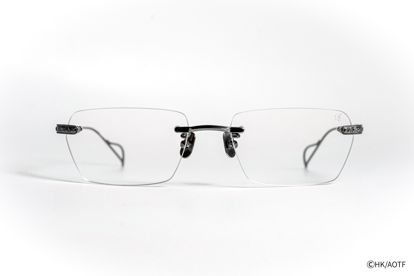 TVアニメ『進撃の巨人』コラボレーションアイウェア 【リヴァイ・アッカーマン】モデル