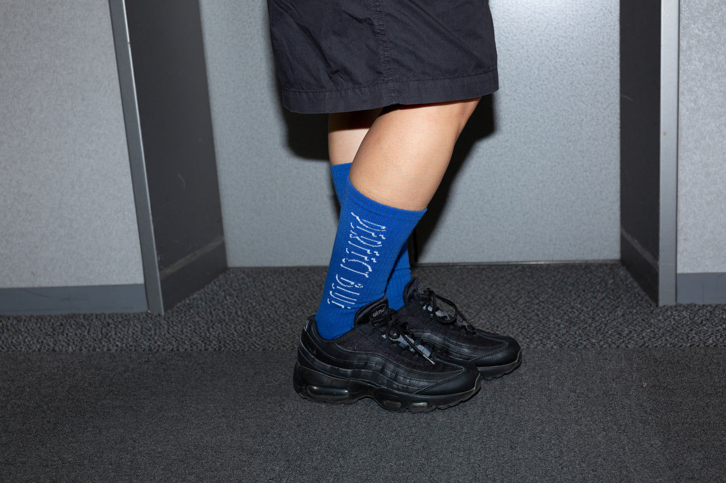 『PERFECT BLUE』ソックス ロゴステッカー付 ブルー