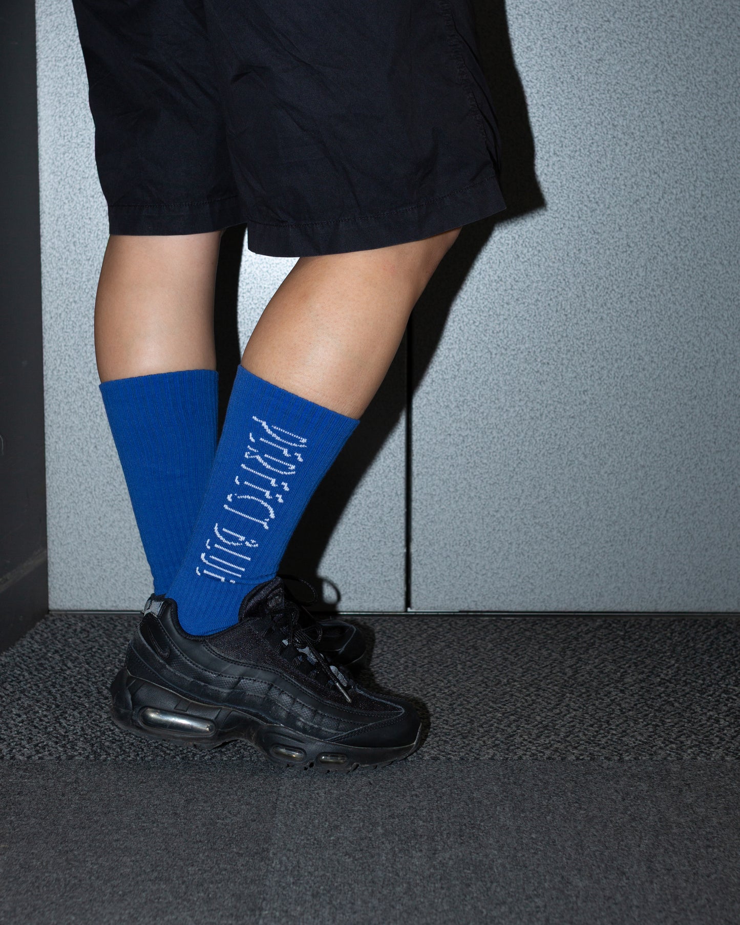 『PERFECT BLUE』ソックス ロゴステッカー付 ブルー