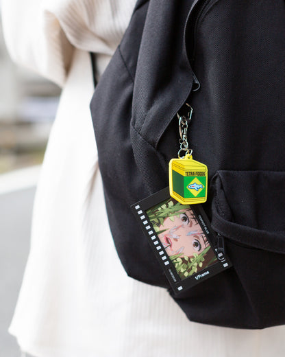 『PERFECT BLUE』TETRA FOODS アクリルキーホルダー