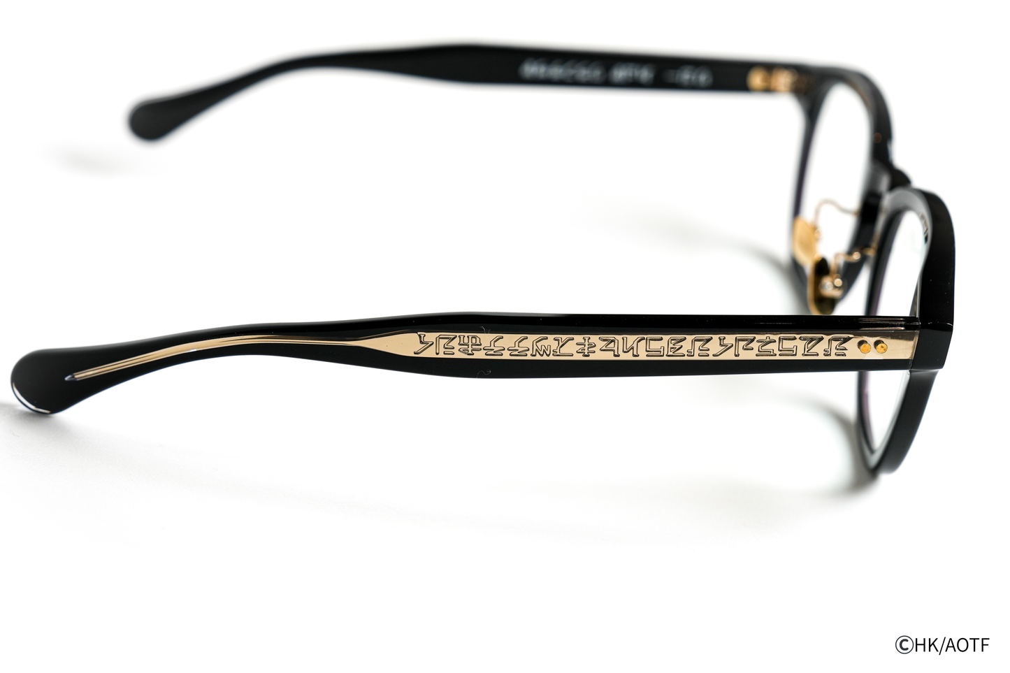 TVアニメ『進撃の巨人』コラボレーションアイウェア 【エレン・イェーガー】モデル