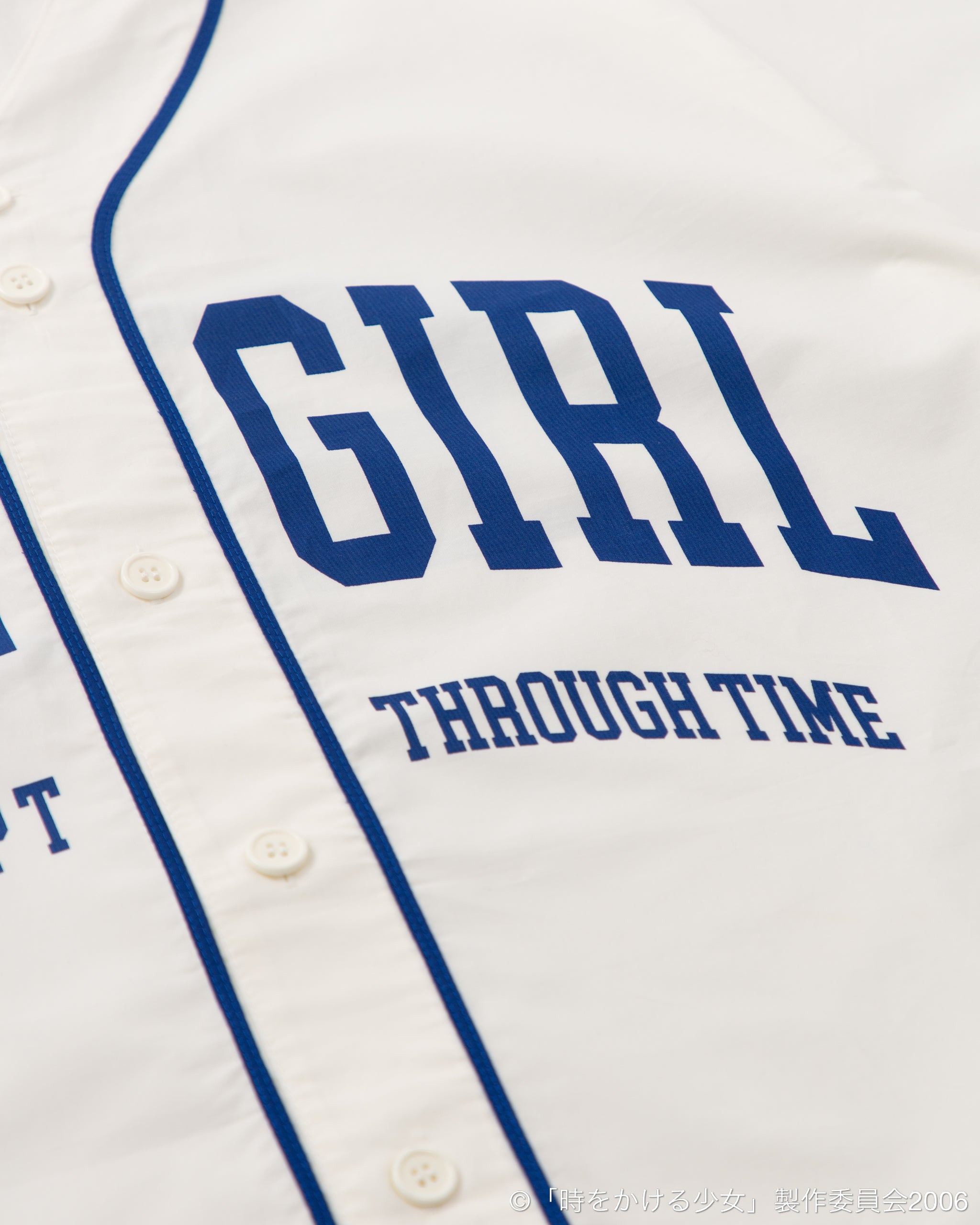 時をかける少女』College Logo ベースボールシャツ – Filmarks Store