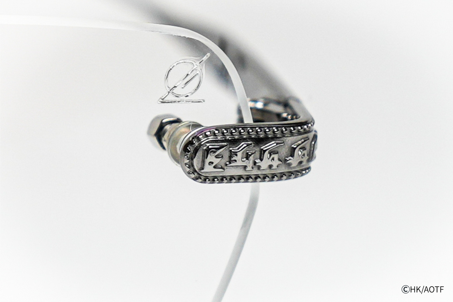 TVアニメ『進撃の巨人』コラボレーションアイウェア 【リヴァイ・アッカーマン】モデル